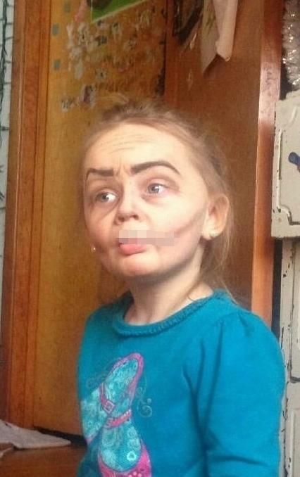 笑喷了！给6岁的外甥女化了一个妆，瞬间看到她60岁的样子！