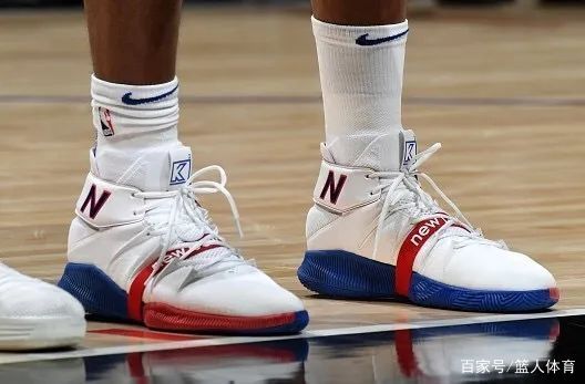  『球员』NBA球员上脚：伦纳德的NB篮球鞋，除了签名鞋还有低帮版！