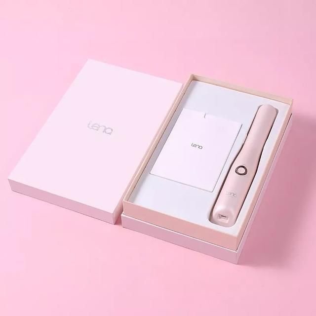 随时随地做发型，这支无线造型器简直是小仙女约会的救星！