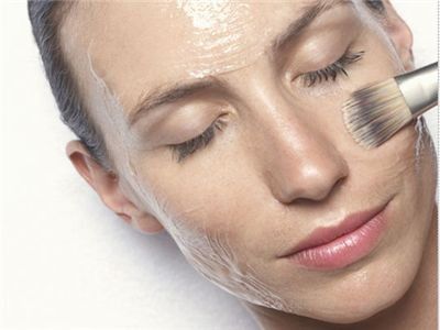 粗糙、闭口、黑头，试过那么多种方法也没卵用?不妨了解一下刷酸?