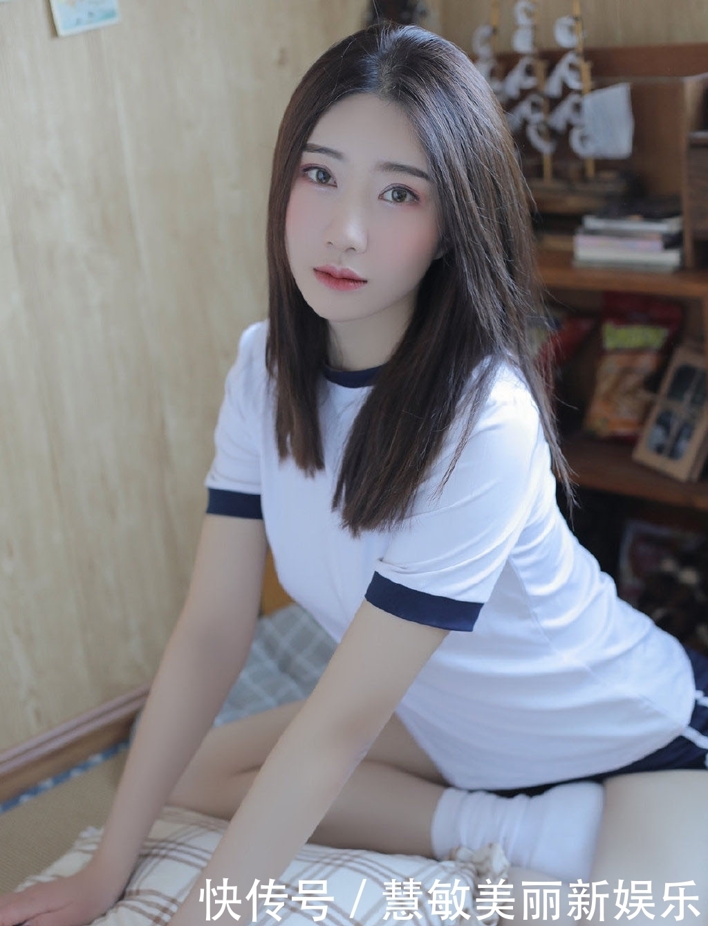  身材|时尚街拍：这是谁家的小姐姐？体操服穿得就是显身材！
