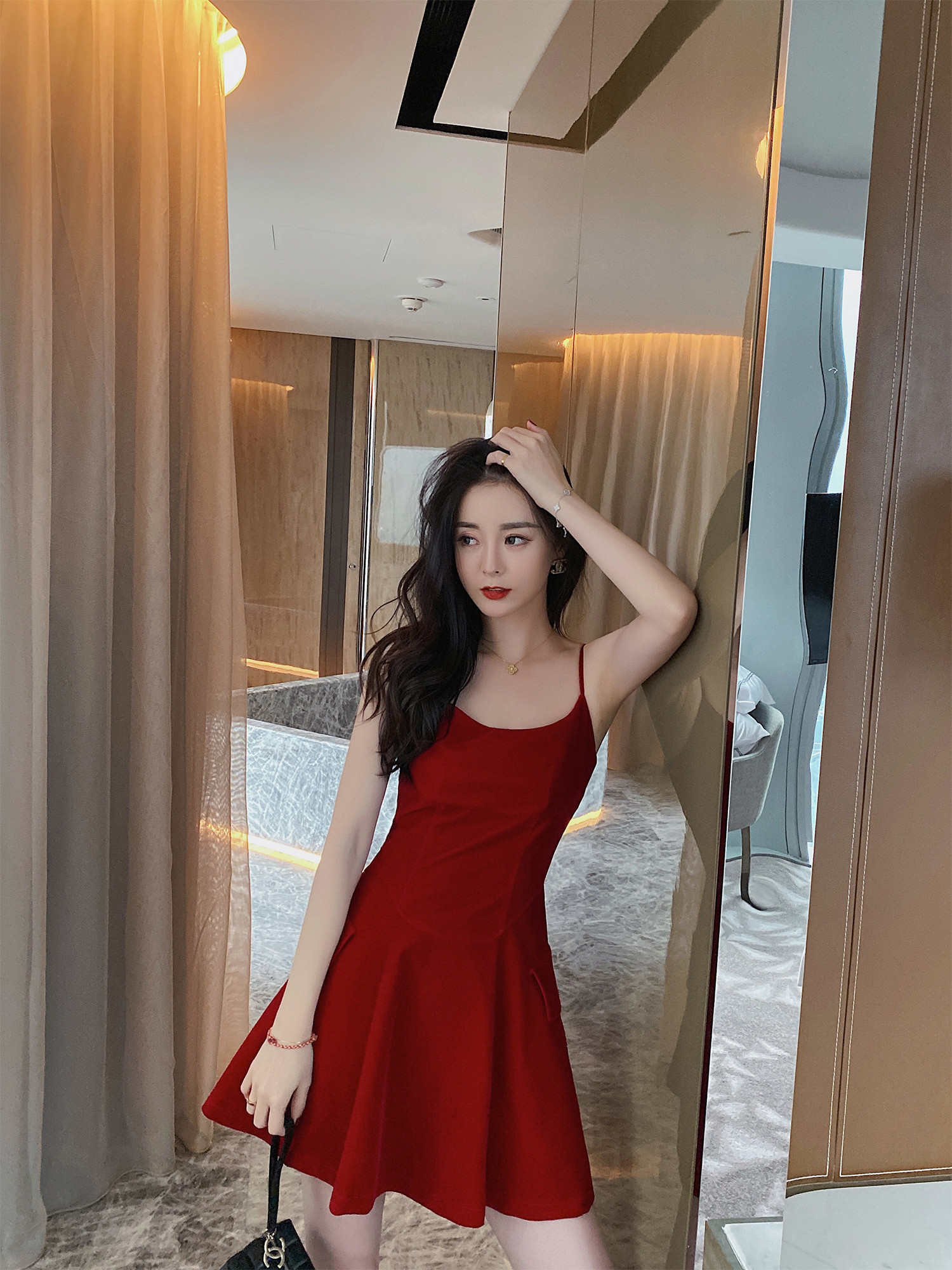  太美|这些流行的连衣裙可太美了, 迫不及待要穿了! !