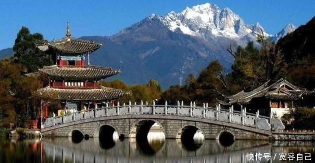 云南省资讯｜云南天坑中藏有一个村子，与世隔绝，村民60年未出过