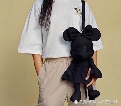 『米妮』迪士尼联名隐藏单品曝光,全新暗黑米妮包来袭,确认过眼神是我缺的包