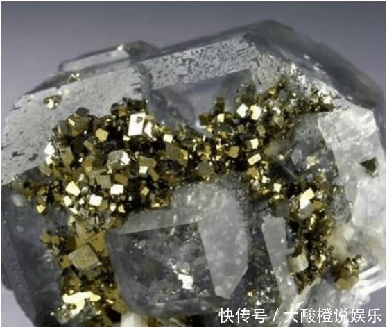 全世界最罕见的8块天然石头，比加工后的宝石还要美！