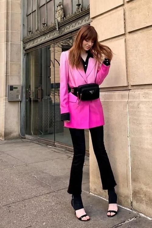  『适合』每种腿型都有专属裤子，0型腿不适合小脚裤，x型腿穿直筒裤最好看