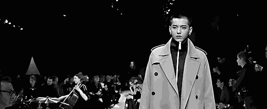 吴亦凡、鹿晗都爱穿女装？关晓彤看了都惊讶