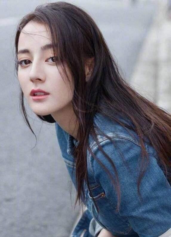 短头发@还在犹豫留短发还是长发?其实身高就能决定,别再被美发师忽悠!