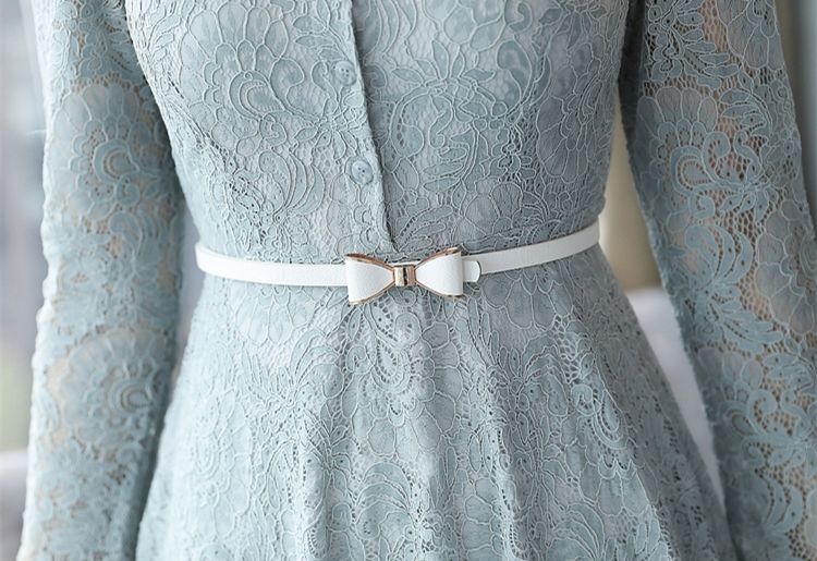 40岁女人穿蕾丝裙+丝袜，韵味十足美嫩20岁，款款精致，美爆