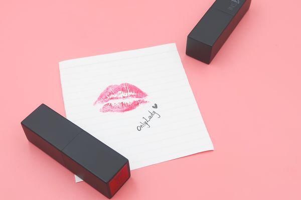 夏季最in的唇色!怎么“妆”都美