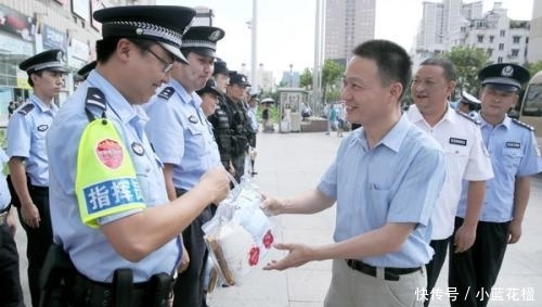 各地辅警编制改革开始推行，月薪6000元你会选择当一名辅警吗？