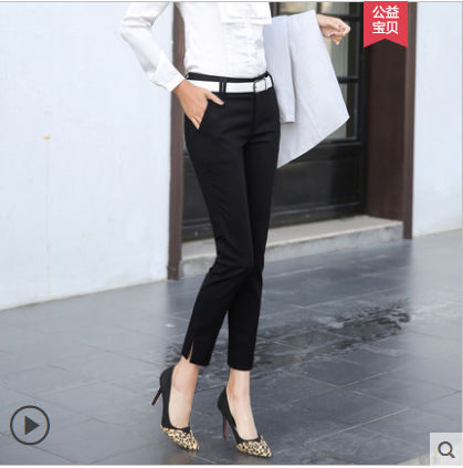 屁股大的女人，入秋别乱买，学这个女人穿开衫配七分裤，美的惊艳