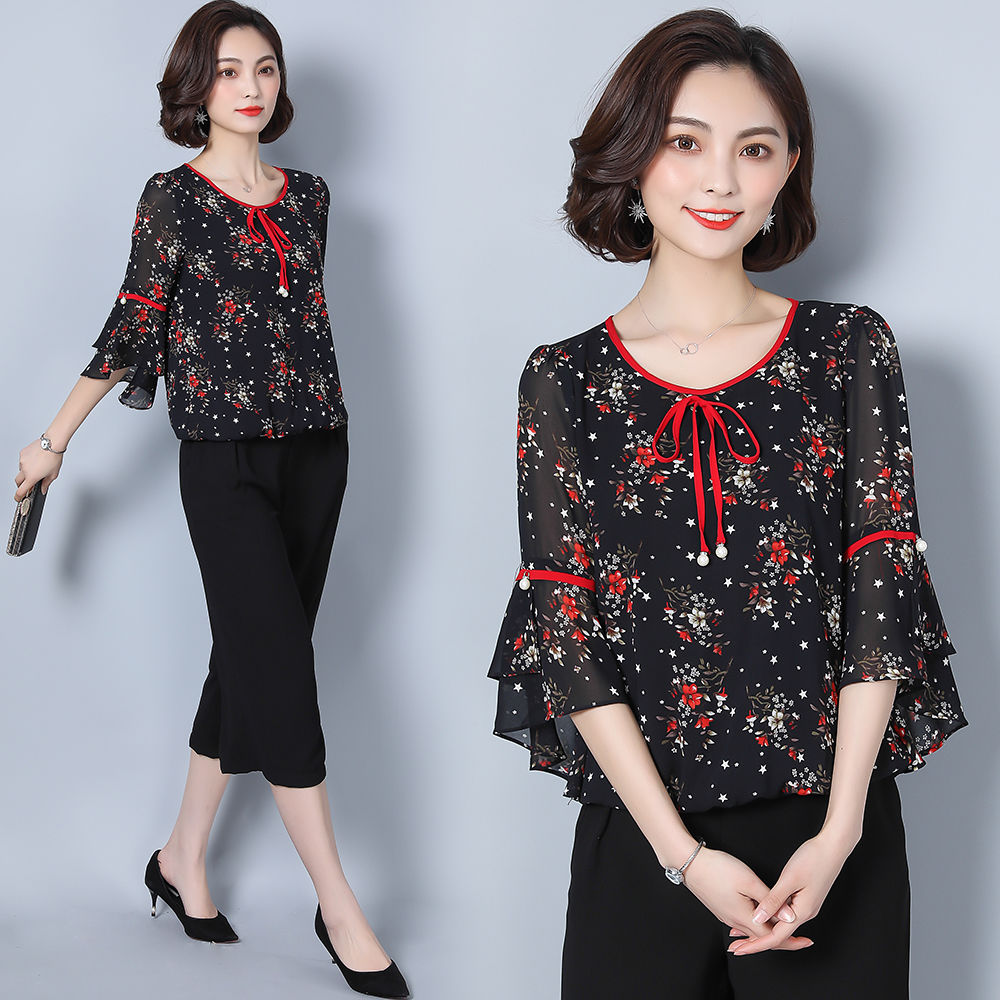 飘逸的阔腿裤+高跟凉鞋，强势御姐范必备，让你备受瞩目