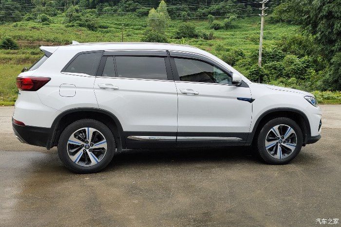 青山绿水祭忠魂，长安CS75 PHEV回头率自然是特别的高