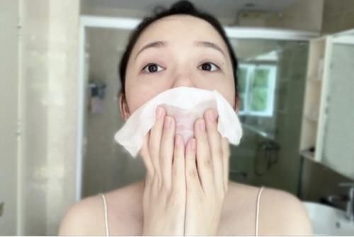  『女生』“长期化妆”和“长期素颜”的女生，皮肤差距，真是一目了然