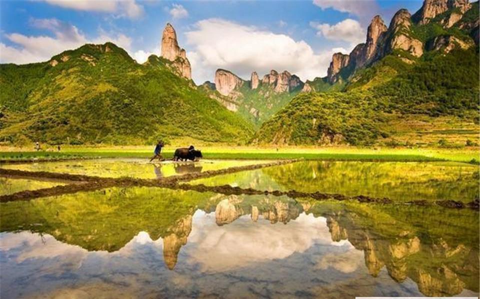 又一世界奇观?中国浙江发现世界最大天然佛像,高达千米十分逼真