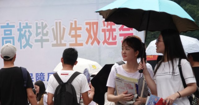 广西“工资”最高的城市，这里工资达到4940，不是柳州、桂林