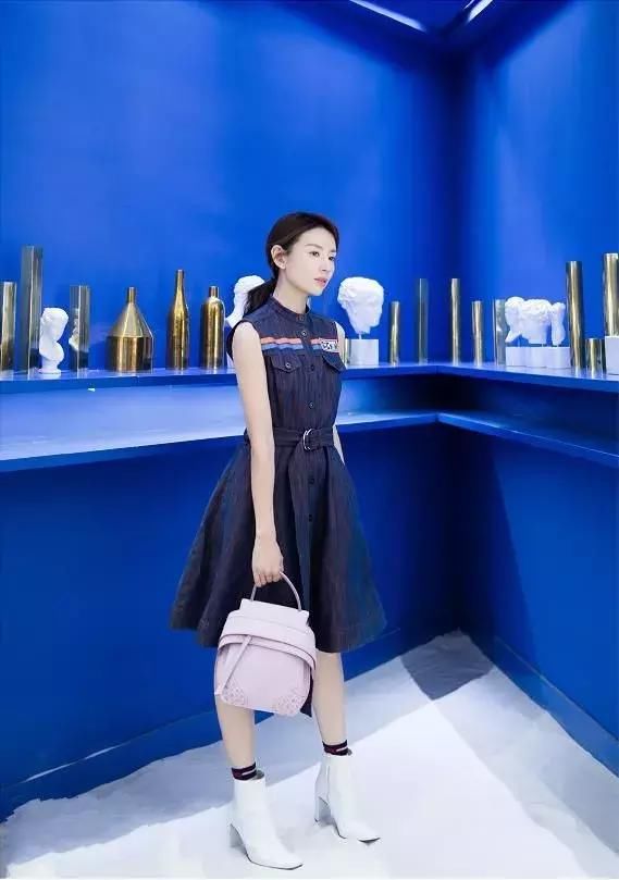 董洁新节目颜值又上升了，很多人都有感觉，曾经自己又回来了!