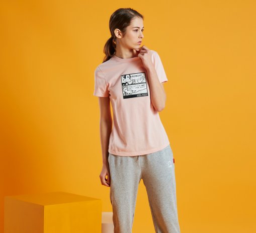 女人再漂亮，也别穿套装!学学下面女人穿洋气T，美出新高度