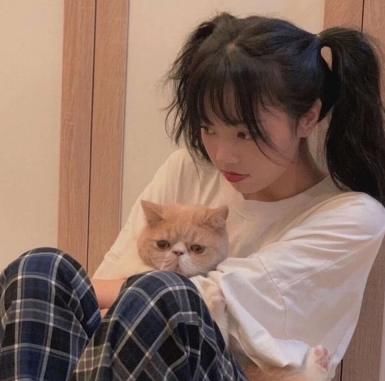  闺蜜|天生“带妆脸”的女生，80％有3个习惯，素颜也比隔壁闺蜜好看