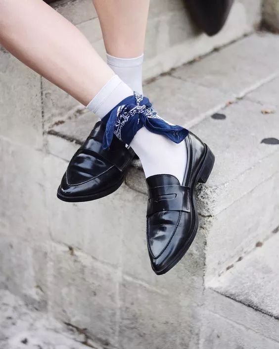 赫本:即便只有很少的衣服，但只要有它，也可以拥有很多美丽