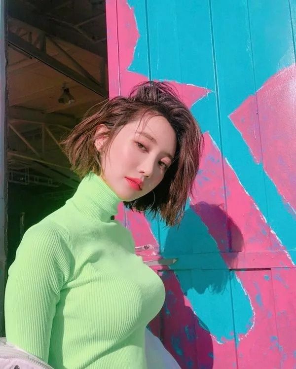 羡慕 | 高俊熙又换新短发?而她的私服穿搭才是真时髦!