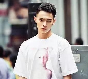 《延禧攻略》主演许凯被网友扒出黑料,经纪公司发声明辟谣