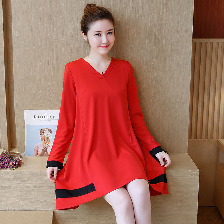 小姐姐引人瞩目的装扮，让你的美更加有效果，更漂亮