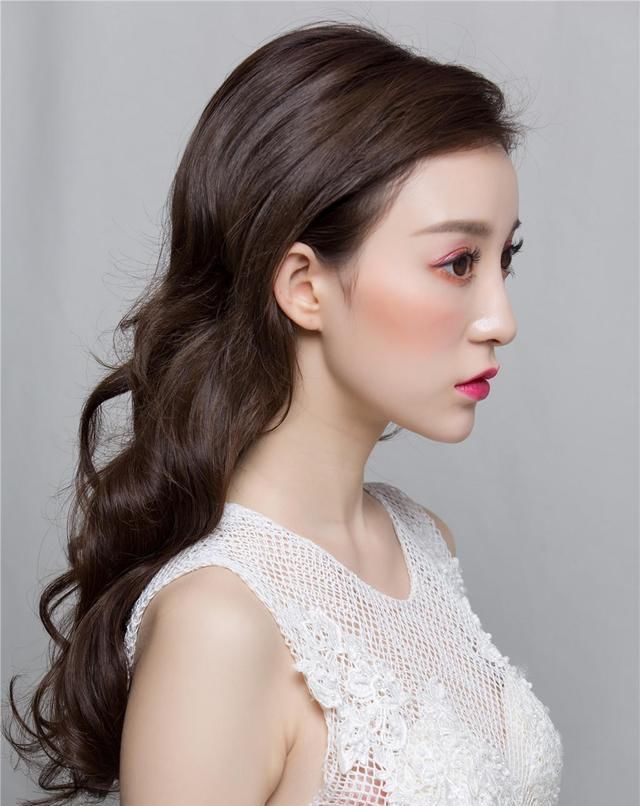  「好看」小姐姐教大家盘发教程,方便快捷还好看