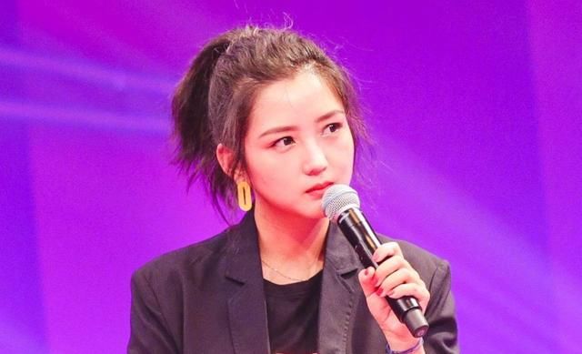 何洁儿子被造谣，忍无可忍微博怒斥黑心自媒体，标榜一个下马威