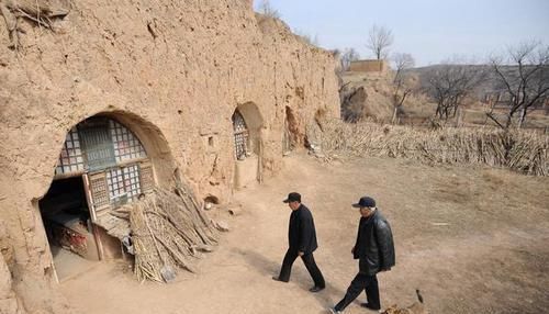  李林贵@为照顾患病弟弟，兄弟俩隐居深山50年，一年没吃过大米了