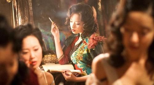 「 美女」谁的旗袍装最风情万种？李嘉欣被比下去了，陈好朱茵张曼玉以外