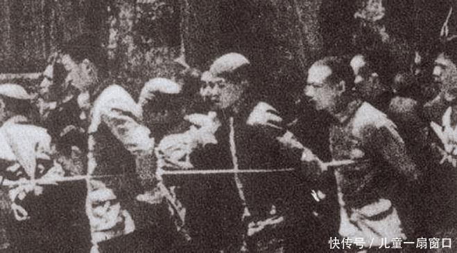  #抓住的人#被押送的战俘成千上万, 为何不敢集体反抗, 原因有三个点