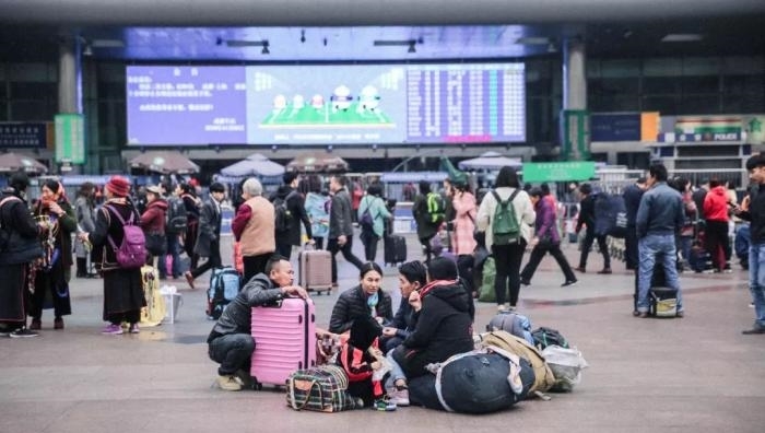 成都火车站，要和成都人民说再见了