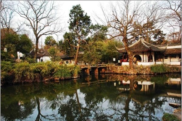 中国最“无奈”高铁线，坐汽车仅需1小时，坐高铁却要4小时！