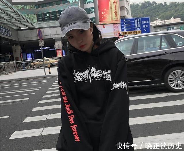  [原宿BF风加厚加绒长]经典不过时，潮流女生都爱这么搭配