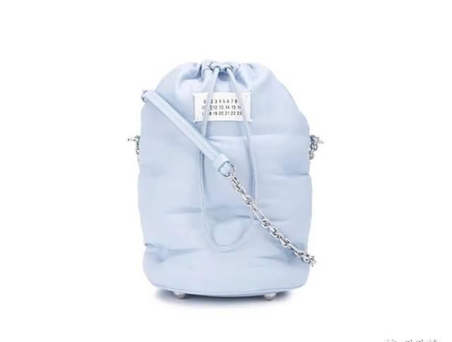 品牌:【Baby Blue】40款新上深蓝色品牌包结合!