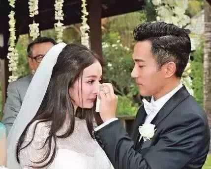 大幂幂突发微博破和老公离婚传闻，刘恺威秒回，又要干嘛