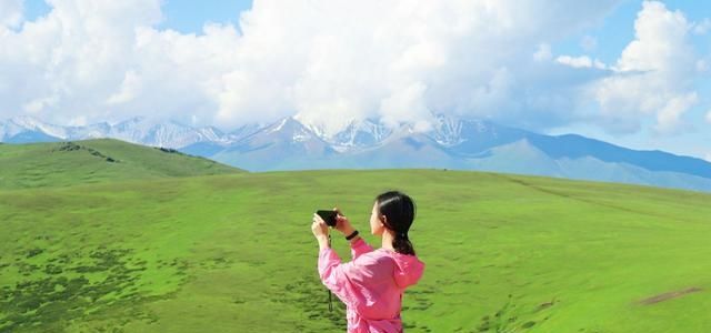 新疆巴音布鲁克草原，《飞驰人生》赛车拍摄地，现实版世外桃源