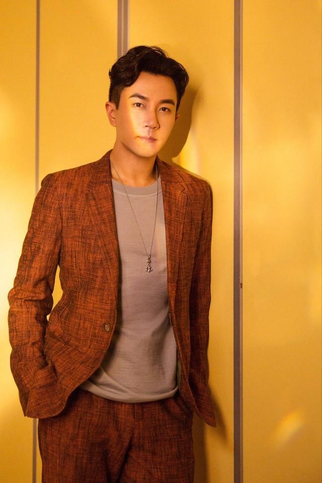 看刘恺威先森的穿搭,就问你们有么有,想要剁手滴