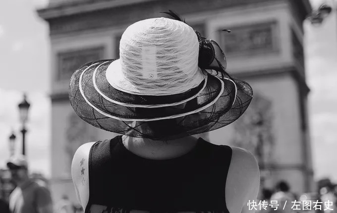 「摄影师」对摄影师而言,摒弃色彩会让视觉效果更加纯粹