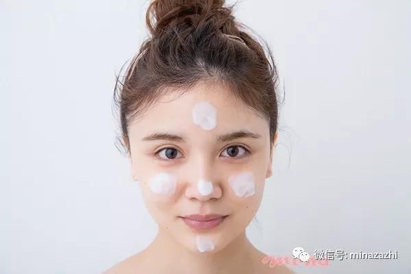 晒后起皱纹、秒变沙漠皮……解决困扰仙女的换季肌肤问题&20款口