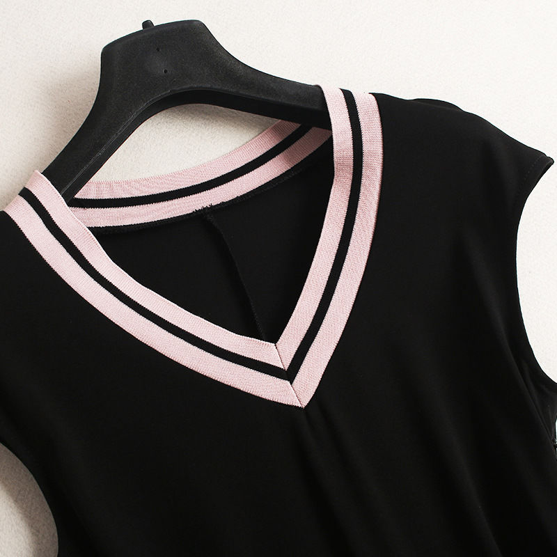 这几款美衣，虽小贵，但光看图片就很美，上身洋气时尚超显美嫩