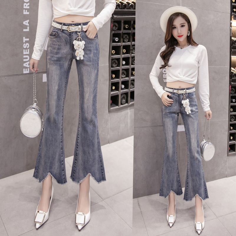 回忆过往，那件白色T恤+牛仔裤的你，是那么青春充满活力