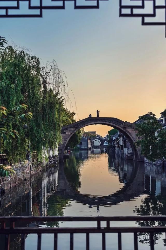 忘记乌镇、周庄吧!中国第一个世界文化遗产小镇才是最美天堂