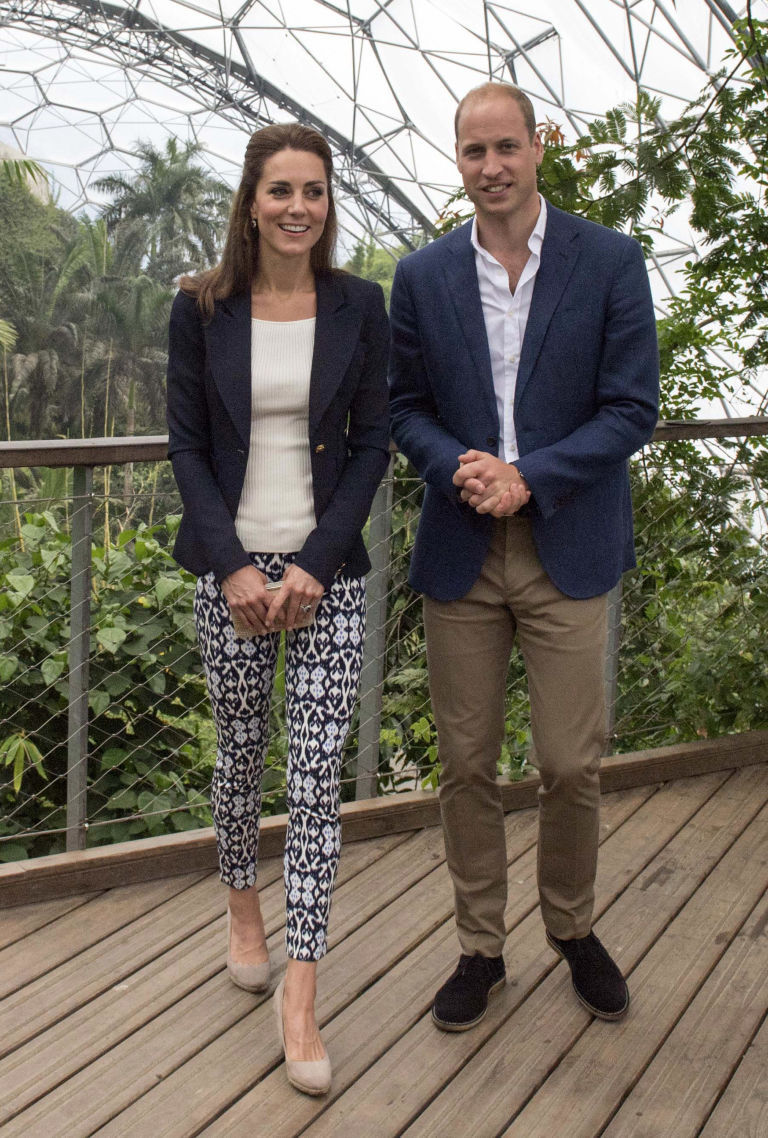 把25美金的Gap的裤子穿出如此贵气感的,也只有凯特王妃了