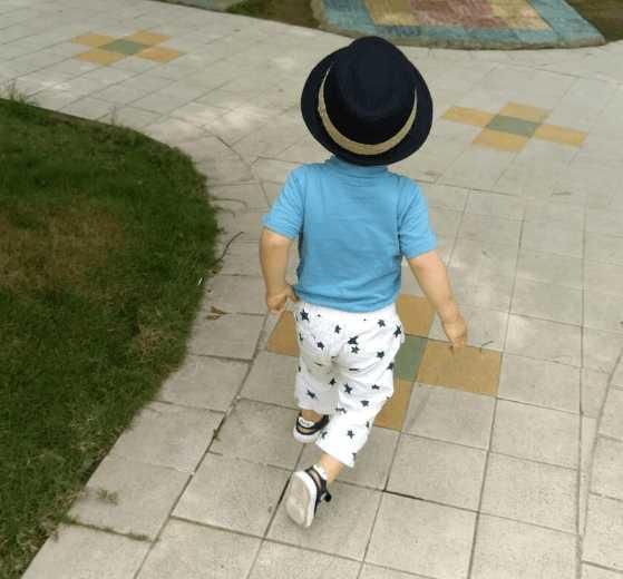 十岁儿童恶心总说脖子疼, 就医后被告知颈椎严