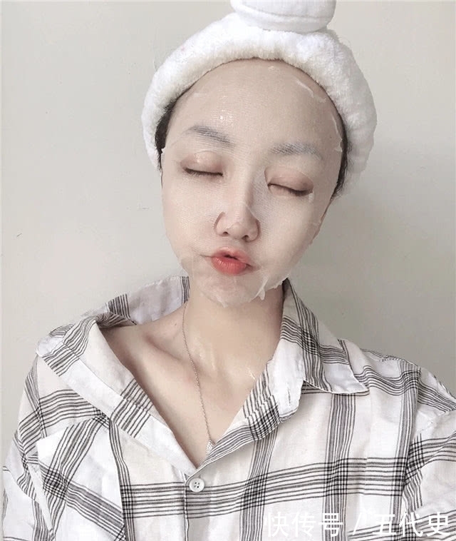 『脸上』女人40岁以后,敷面膜要记住“三不要”,不然敷再贵的面膜也白搭