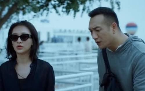  #知名演员#知名演员被当“偷车贼”？和老婆在网上认识，女儿哭嚎俩人都不管
