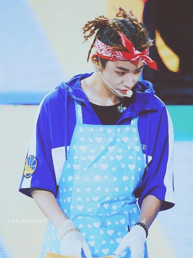 明星奇葩造型，范丞丞头上顶爱心，鹿晗的像龙卷风，邓超一言难尽